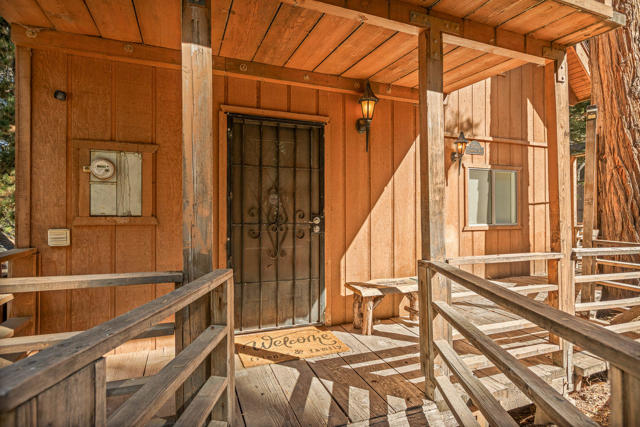 31522 Cedarwood Drive, Running Springs, CA 92382