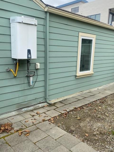 126 Anchorage Avenue, Santa Cruz CA: https://media.crmls.org/mediaz/b0c03023-f7c4-4c2a-9b23-f211fd71b757.jpg