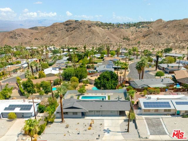 38220 Dorn Road, Cathedral City CA: https://media.crmls.org/mediaz/b0c104c9-5544-42c9-8613-2ca1f514cc34.jpg