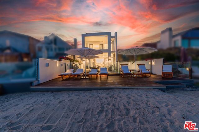 23754 MALIBU Road, Malibu CA: https://media.crmls.org/mediaz/b0c1e291-e4dd-4d88-aa69-949f28d4999d.jpg