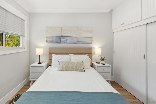 850 856 Olive Avenue, Coronado CA: https://media.crmls.org/mediaz/b0c1f709-63b7-495e-85fb-29aa222ef025.jpg