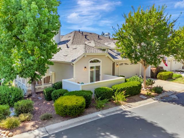 7775 Beltane Drive, San Jose CA: https://media.crmls.org/mediaz/b0c1fc3f-1fdf-444f-99da-c3932cc655c5.jpg