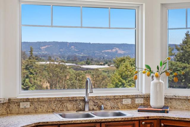 350 Windsong Way, Watsonville CA: https://media.crmls.org/mediaz/b0c3596f-8040-4a32-ac30-54d443188721.jpg