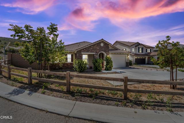 566 Purple Sage Lane, Simi Valley CA: https://media.crmls.org/mediaz/b0c4408f-4b93-4194-8fde-56ecc03840ec.jpg