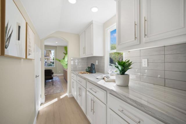 5807 Casita Way, Gilroy CA: https://media.crmls.org/mediaz/b0c4a364-35d4-4e26-ae54-796cd747ac62.jpg