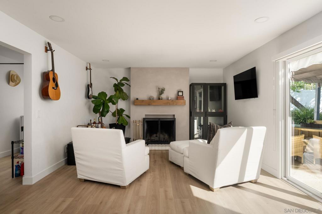 2927 Levante St - photo 8