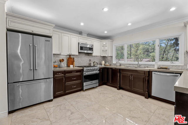 1743 Stone Canyon Road, Los Angeles CA: https://media.crmls.org/mediaz/b0c618d4-c91b-47dd-9a68-11c85a2c4ffd.jpg