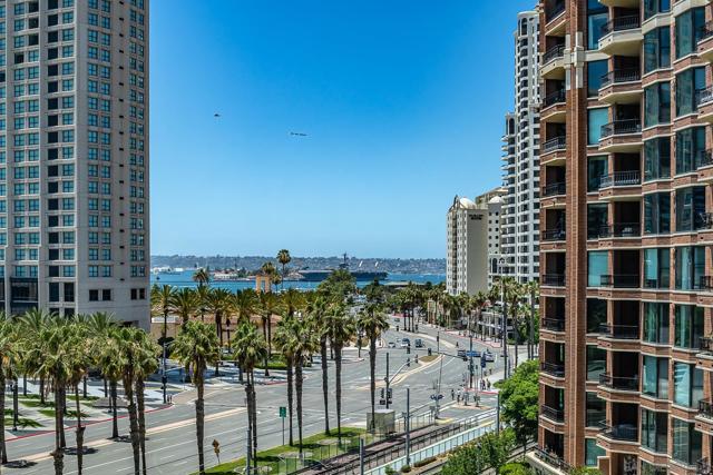 500 W Harbor Dr, San Diego CA: https://media.crmls.org/mediaz/b0c63f3d-6fd0-4d4c-8a8a-e0a1bcffeb94.jpg
