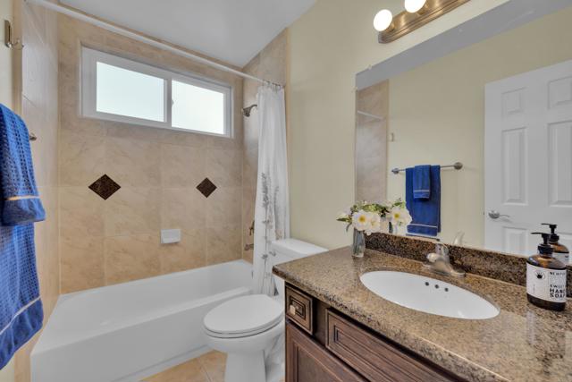 Detail Gallery Image 20 of 39 For 5511 Adelaide Ave #27,  San Diego,  CA 92115 - 2 Beds | 1 Baths