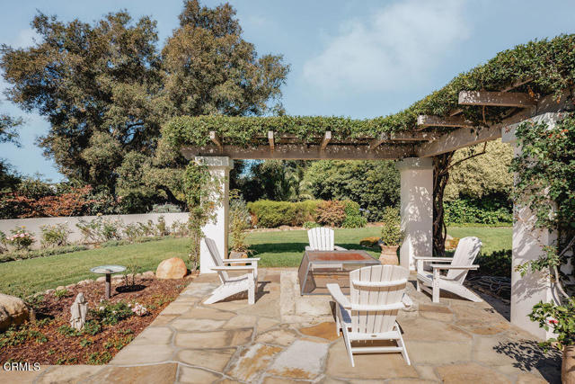 840 Ivy Lane, Montecito CA: https://media.crmls.org/mediaz/b0c6f298-6e02-42d0-aed8-2189d1698b36.jpg