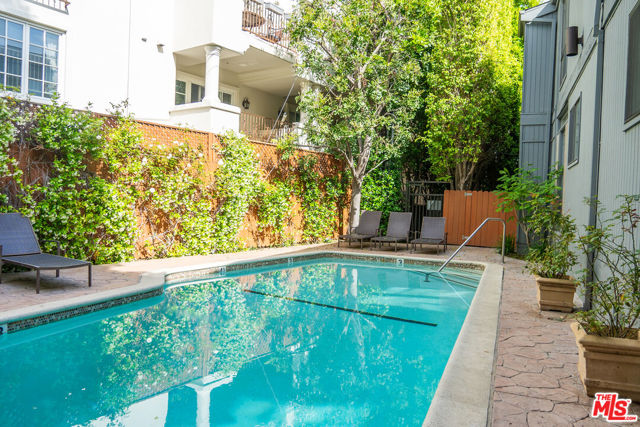 880 Hilldale Avenue, West Hollywood CA: https://media.crmls.org/mediaz/b0c6f8f1-87c9-4255-aa5a-2f9ba9daad54.jpg