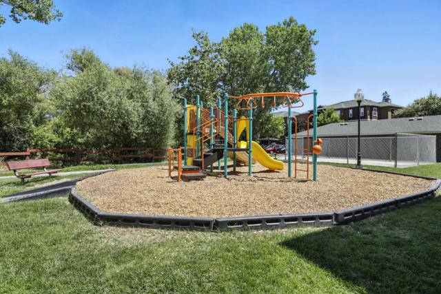 8434 Walerga Road, Antelope CA: https://media.crmls.org/mediaz/b0c7ebe3-9228-4605-8738-836d8df9777b.jpg