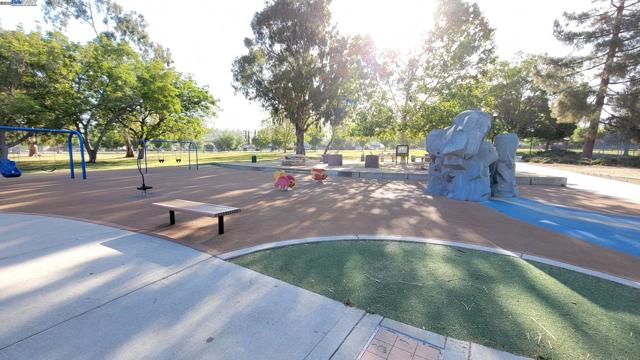 46762 Winema Cmn, Fremont CA: https://media.crmls.org/mediaz/b0c90e5c-4e2a-41aa-9690-13bb9c1a492c.jpg