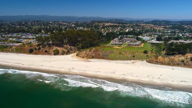 31 Seascape Resort Drive, Aptos CA: https://media.crmls.org/mediaz/b0c92ce8-dd53-4622-bf2c-9ca4b0cd733c.jpg