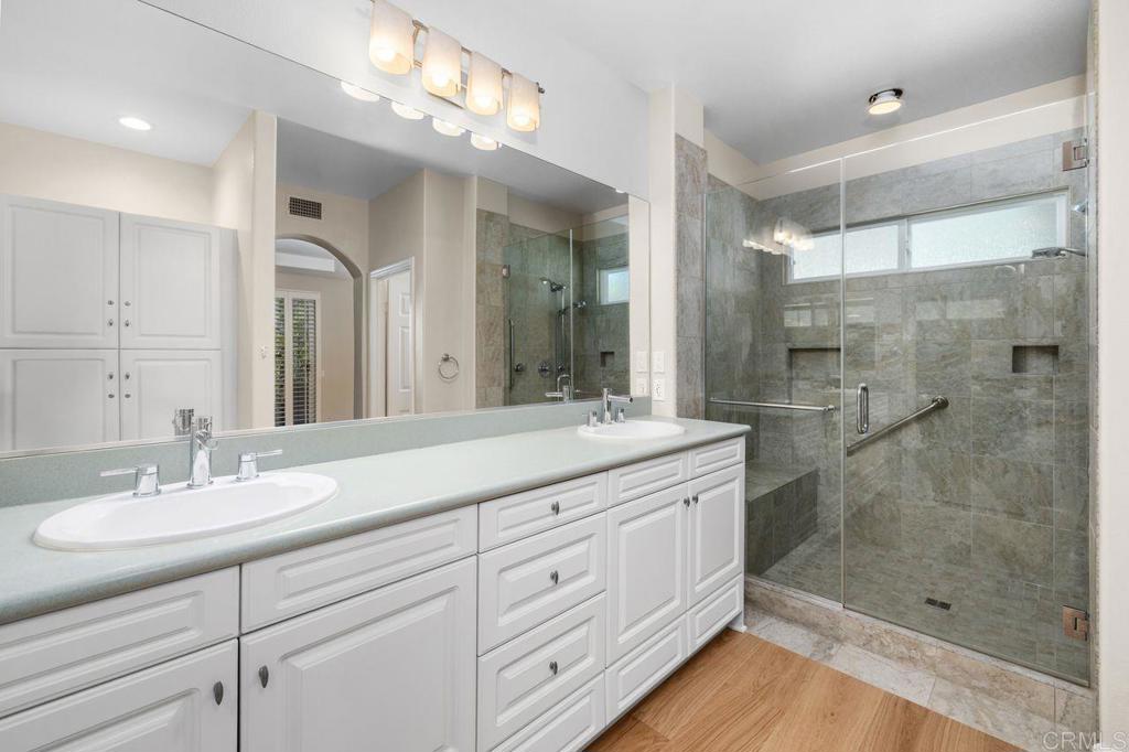 6085 Hillpointe Row - photo 20