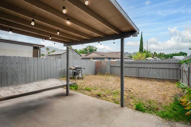8713 15 Central Way, Spring Valley CA: https://media.crmls.org/mediaz/b0ca9591-ddc7-4219-917f-2301fbe49bb7.jpg