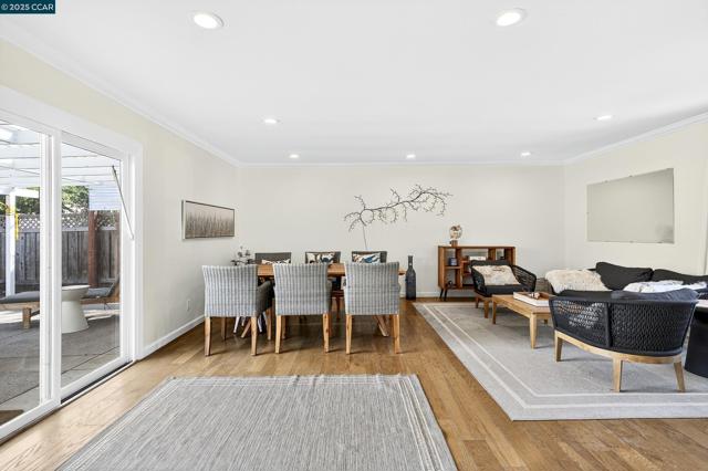 5774 Friar Ct, El Sobrante CA: https://media.crmls.org/mediaz/b0cb39df-09be-4936-ada3-cdabcbe629ac.jpg