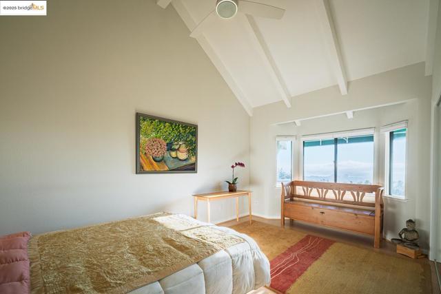 40 Spy Glass Hill, Oakland CA: https://media.crmls.org/mediaz/b0cb80ac-6d2d-483c-b11c-f379fe03637a.jpg
