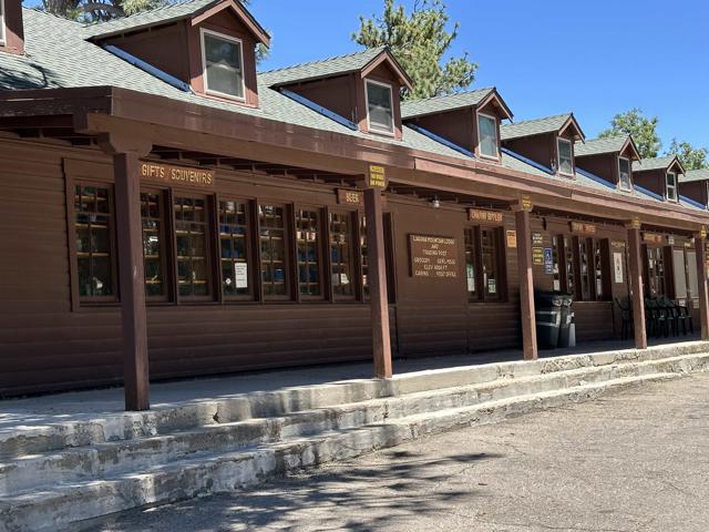 1126 Boiling Springs, Mount Laguna CA: https://media.crmls.org/mediaz/b0cbe63f-4f69-4bd0-b7dc-c6e9cee4e8a4.jpg