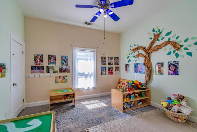1101 Vine Street, San Jose CA: https://media.crmls.org/mediaz/b0ccbff9-2357-4574-9619-bbe5318e4b8d.jpg
