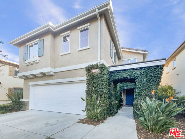 24130 Tango Drive, Valencia CA: https://media.crmls.org/mediaz/b0cd7e6b-e8ff-4126-92a0-3119fe51e5f7.jpg