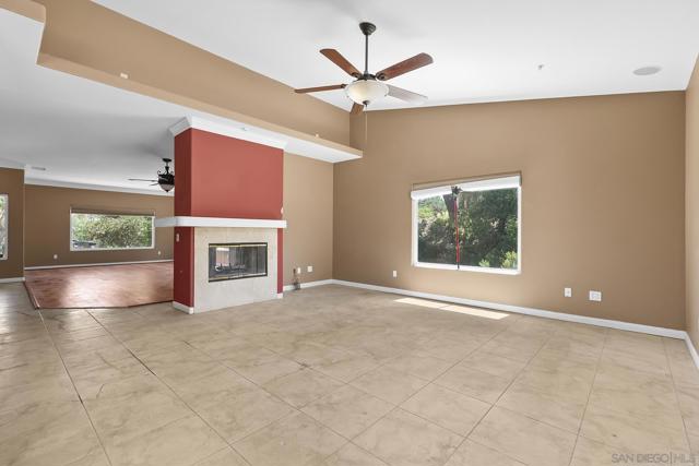25151 Hereford Dr, Ramona CA: https://media.crmls.org/mediaz/b0cdcc6c-71c8-454c-b6cd-5b098abf60be.jpg
