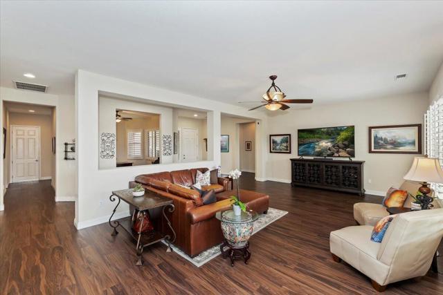 81435 Camino Sevilla, Indio CA: https://media.crmls.org/mediaz/b0cea1ad-400a-4853-986d-d9ff398835e1.jpg