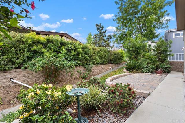 525 W El Norte Parkway, Escondido CA: https://media.crmls.org/mediaz/b0cf6acc-501c-4328-a318-b10123f868f8.jpg