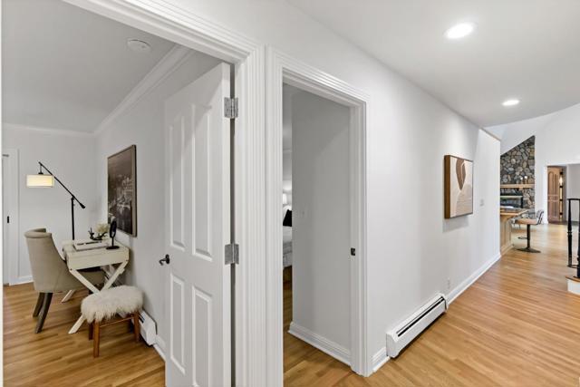 136 Finger Avenue, Redwood City CA: https://media.crmls.org/mediaz/b0d18d61-98bb-4f92-a510-f8d1ac5b333d.jpg