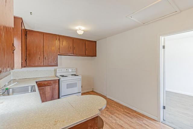 624 Filbert Street, Half Moon Bay CA: https://media.crmls.org/mediaz/b0d25836-fdaa-4a73-bab2-1b22c98c9990.jpg