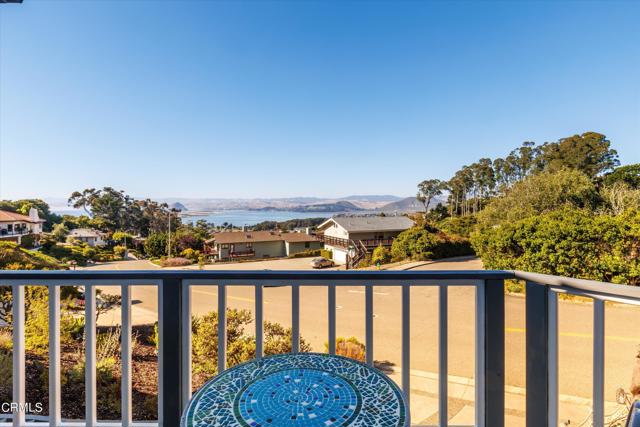 Detail Gallery Image 14 of 26 For 2775 Rodman Dr, Los Osos,  CA 93402 - 4 Beds | 3/1 Baths