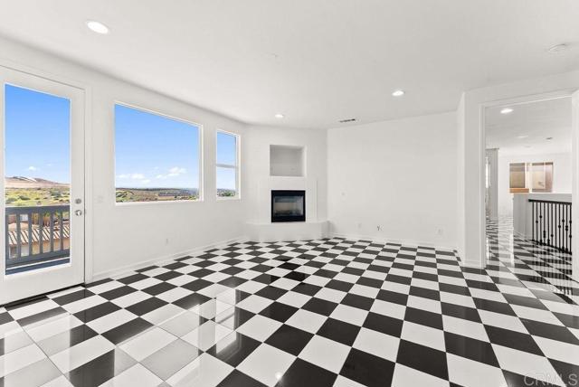 Image 24 of 45 For 1004 Red Granite Rd