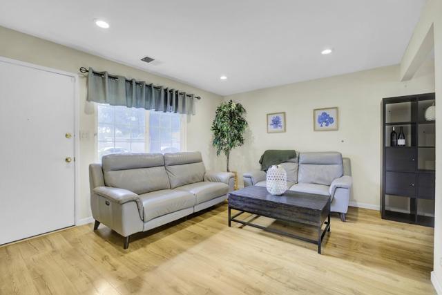 419 Velasco Drive, San Jose CA: https://media.crmls.org/mediaz/b0d5c93a-341a-4874-812d-3c3242baed3e.jpg