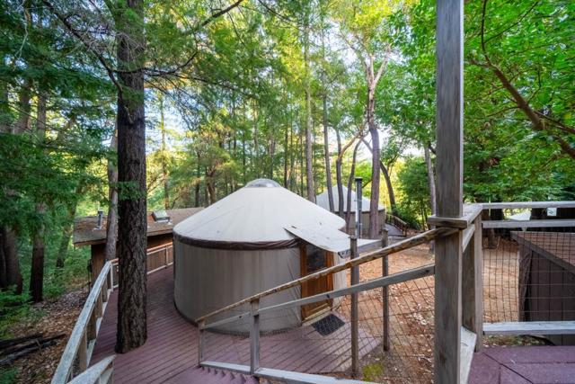 1301 Bear Creek, Boulder Creek CA: https://media.crmls.org/mediaz/b0d69658-559b-44c1-91b8-970d66c8ae9b.jpg