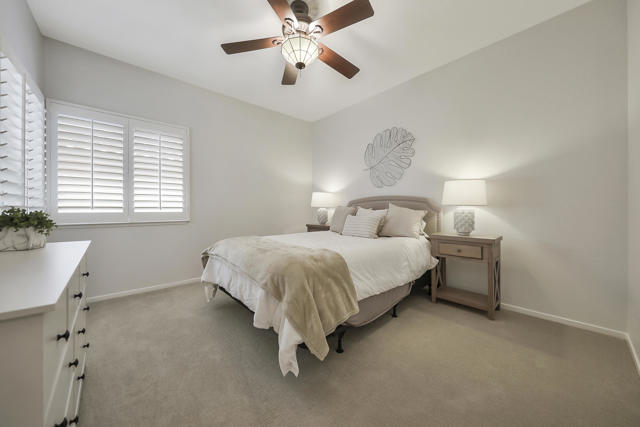 Image 25 of 31 For 40346 Barington Drive