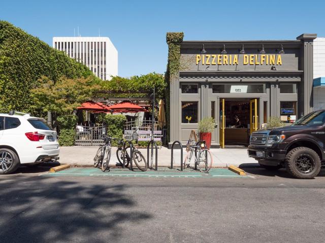 685 High Street, Palo Alto CA: https://media.crmls.org/mediaz/b0d7a9e4-cb05-4337-83ac-c5676d23ac16.jpg