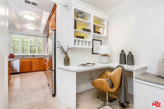1830 Westholme Avenue, Los Angeles CA: https://media.crmls.org/mediaz/b0d7d8b6-d712-4dd2-9e71-f43924067470.jpg