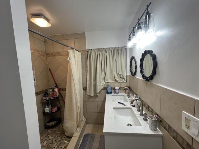 21130 Hot Springs Road, Desert Hot Springs CA: https://media.crmls.org/mediaz/b0d825ca-6306-4c4d-9715-ad265d777f4e.jpg