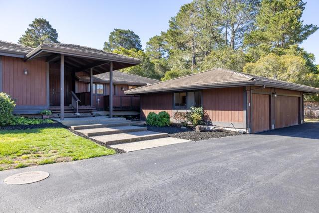 1474 Deer Flat Road, Monterey CA: https://media.crmls.org/mediaz/b0d8f4e3-8ab2-4aad-9c9d-41f010355087.jpg