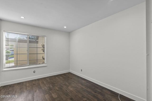 459 Mark Drive, Simi Valley CA: https://media.crmls.org/mediaz/b0d952cd-6e79-4b20-a02d-ab49b4394196.jpg