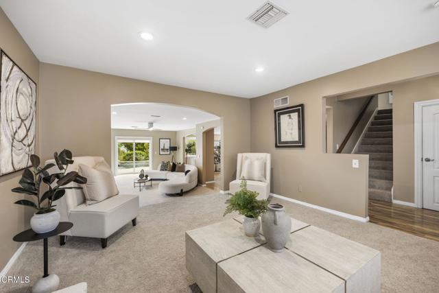 4915 Trend Terrace, La Crescenta CA: https://media.crmls.org/mediaz/b0da8b51-681d-4cfd-9f5f-19498353a91a.jpg