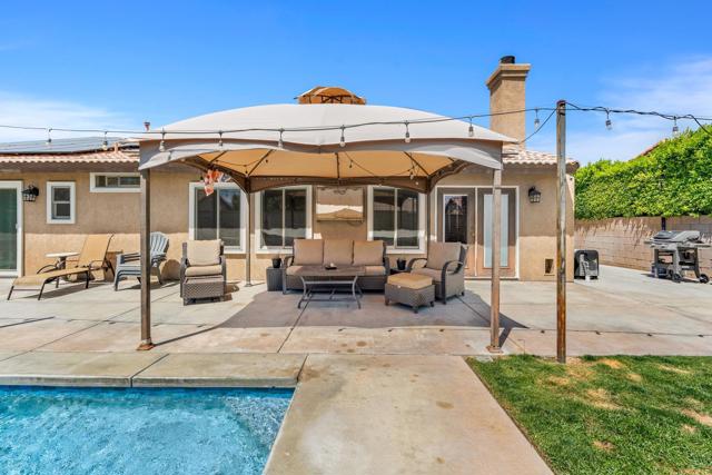 69867 Kent Place, Cathedral City CA: https://media.crmls.org/mediaz/b0da8b5e-d917-4c3a-835e-129830b91410.jpg