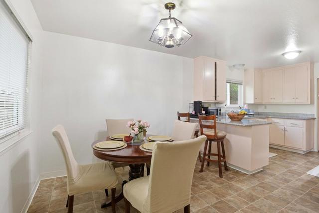 503 W Fox Court, Redwood City CA: https://media.crmls.org/mediaz/b0dba275-5f15-48e9-848f-600918d94cbc.jpg