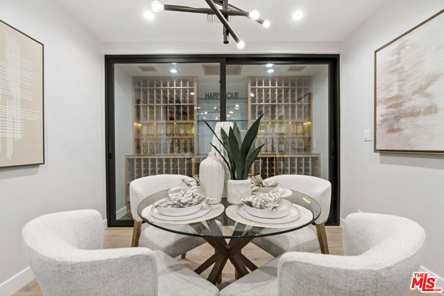 712 N Keystone Street, Burbank CA: https://media.crmls.org/mediaz/b0dbc36d-f1aa-48fe-8afb-2c5f0d8a1560.jpg