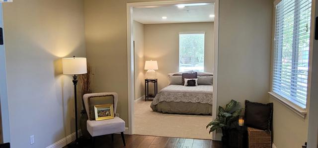 259 Alden Ln, Livermore CA: https://media.crmls.org/mediaz/b0dd881b-e502-4a24-85d4-f023b079c6ad.jpg
