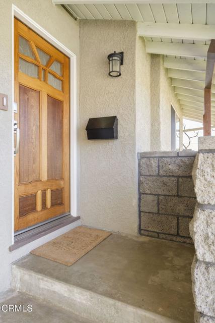 354 Arnett Avenue, Ventura CA: https://media.crmls.org/mediaz/b0dd8878-1376-46ba-b598-59ade17d8aee.jpg