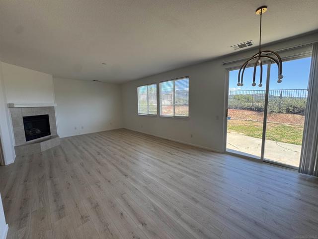 Image 4 of 30 For 46197 Via La Tranquila