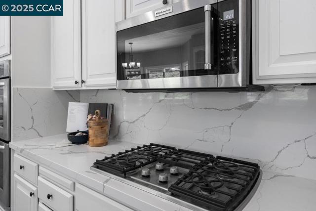 825 Bertram St, Walnut Creek CA: https://media.crmls.org/mediaz/b0ddeaff-eb18-41e0-a95f-208d21f03c09.jpg