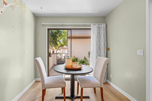 6139 Montgomery Place, San Jose CA: https://media.crmls.org/mediaz/b0de43cb-d6c0-4050-9d6a-03a6ec7ef79f.jpg