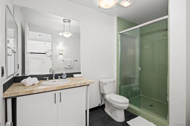 3515 Union St, San Diego CA: https://media.crmls.org/mediaz/b0de4df7-ffa7-426a-ba98-596815136167.jpg